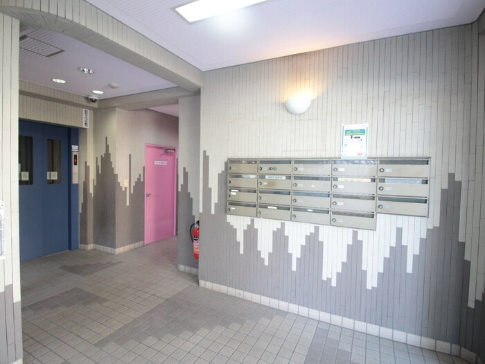 物件外観写真4　(建物設備)