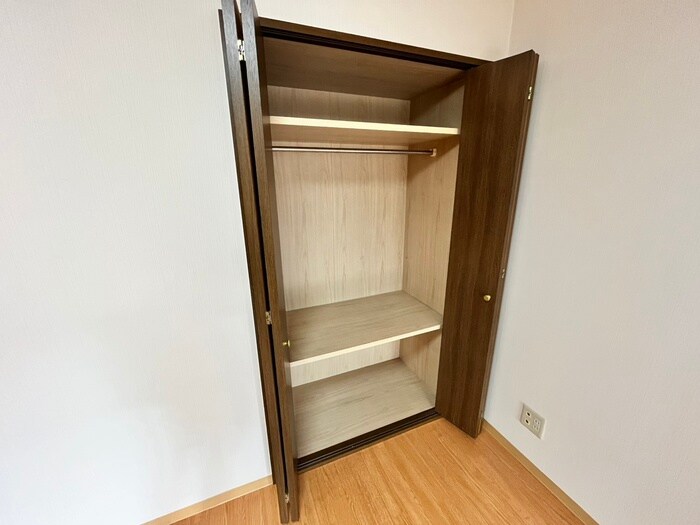 物件内観写真15　(収納)