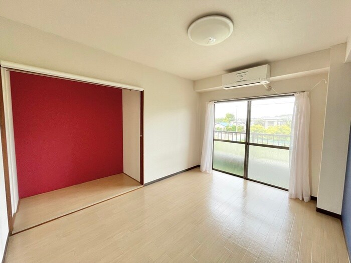 物件内観写真8　(居室)