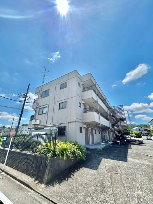 アリビオＫ　Ⅰのエントランス部分