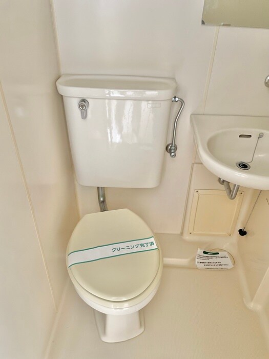 物件内観写真14　(トイレ)