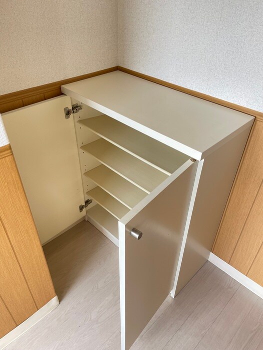 物件内観写真15　(靴箱)