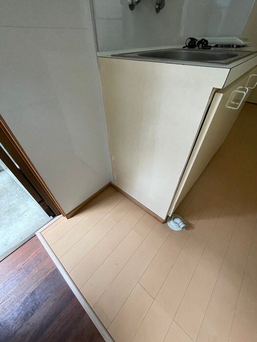 物件内観写真16　(洗濯機置場)