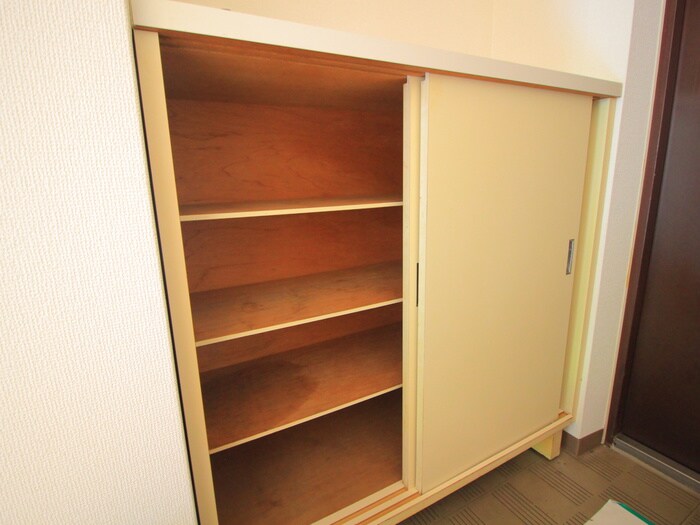 物件内観写真17　(靴箱)