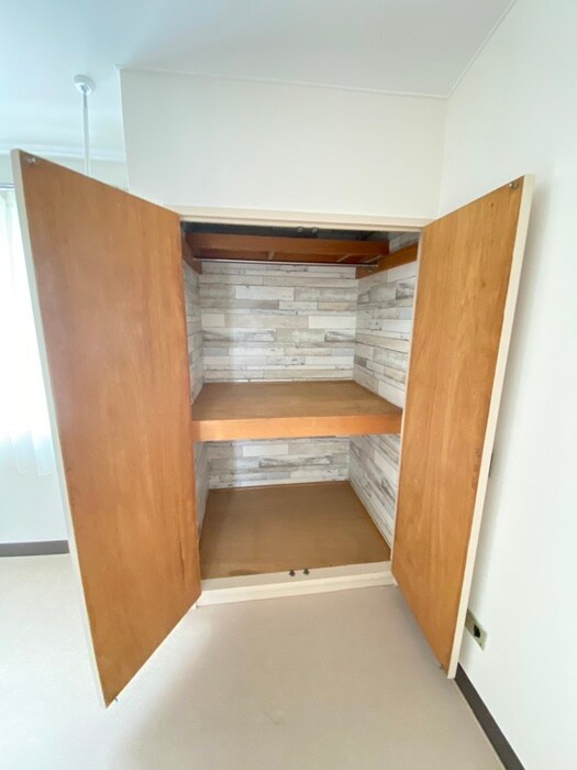 物件内観写真15　(収納)