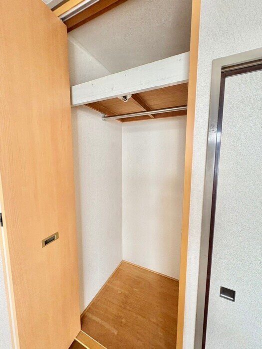 物件内観写真11　(収納)
