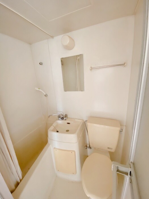 物件内観写真12　(トイレ)