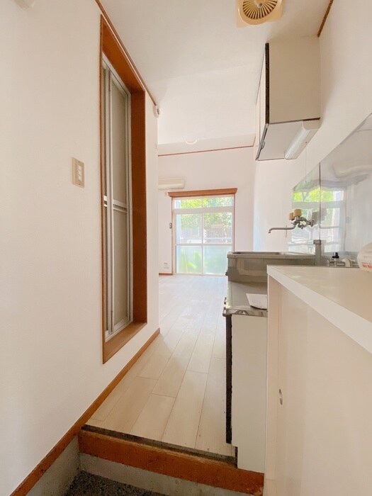 物件内観写真14　(廊下)