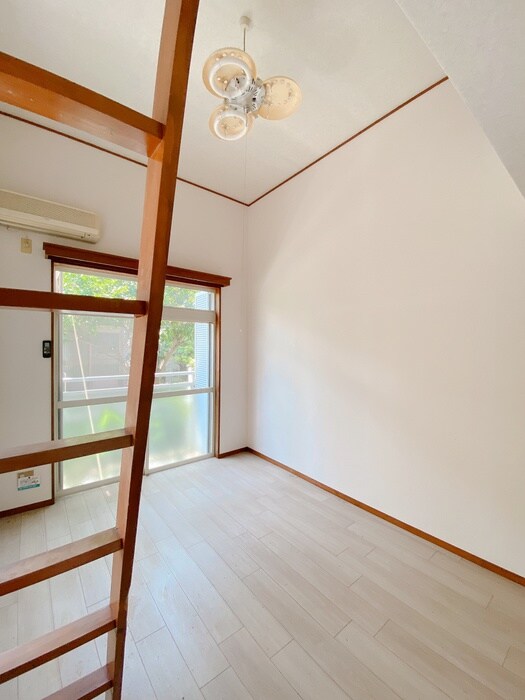 物件内観写真21　(居室)