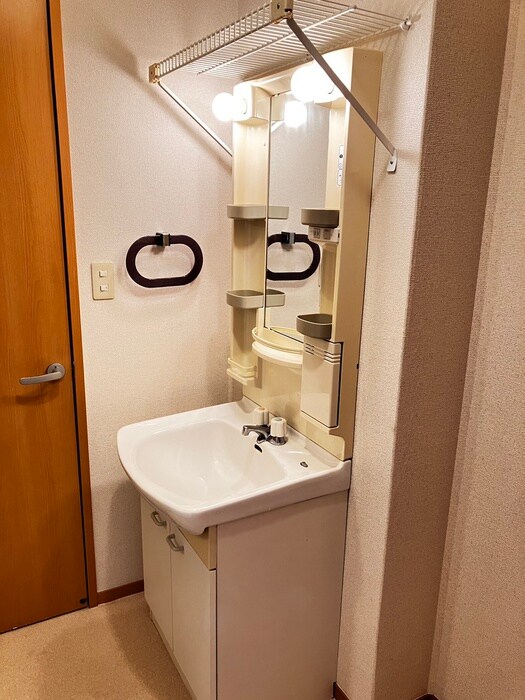 物件内観写真12　(洗面)