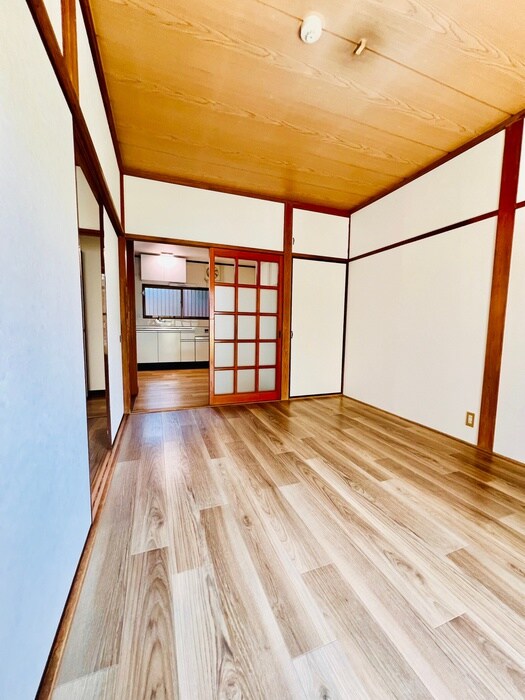 物件内観写真8　(居室)