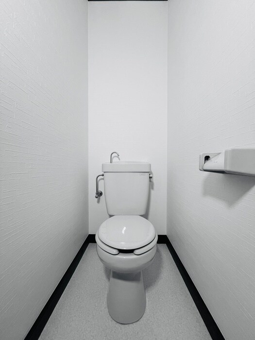 物件内観写真13　(トイレ)