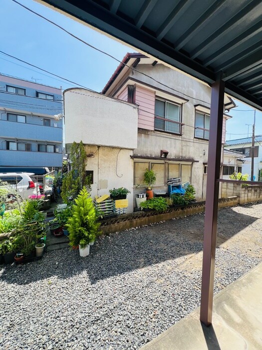 物件内観写真16　(室内からの展望)