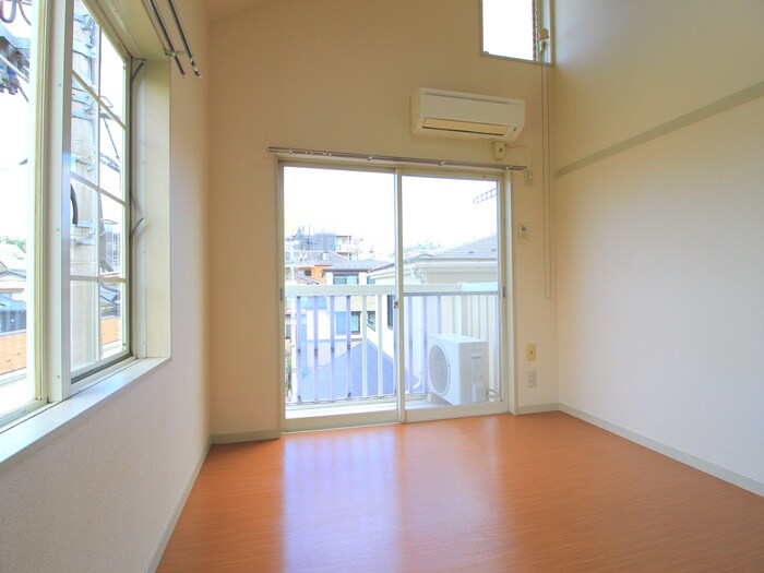 物件内観写真10　(居室)