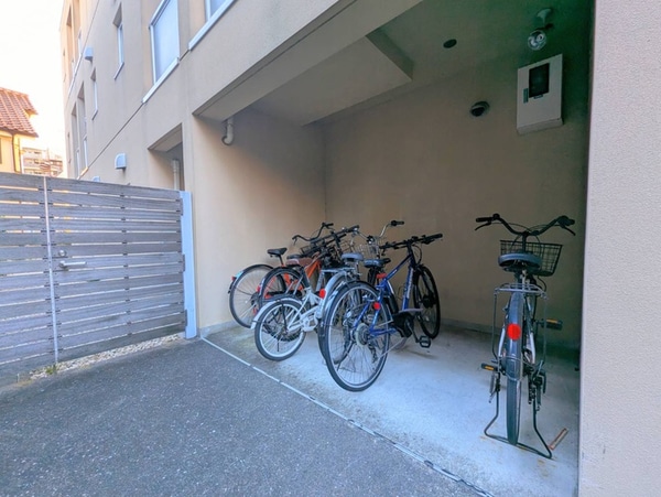 駐輪場