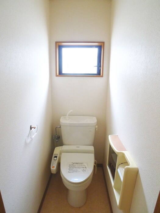 物件内観写真11　(トイレ)