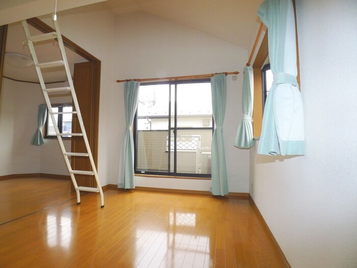 物件内観写真13　(居室)