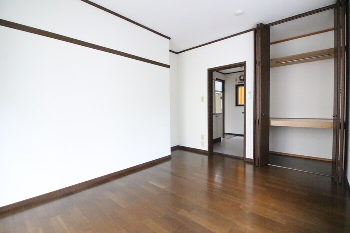 物件内観写真8　(居室)