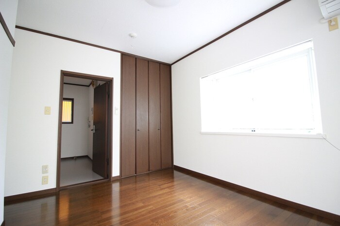 物件内観写真9　(居室)