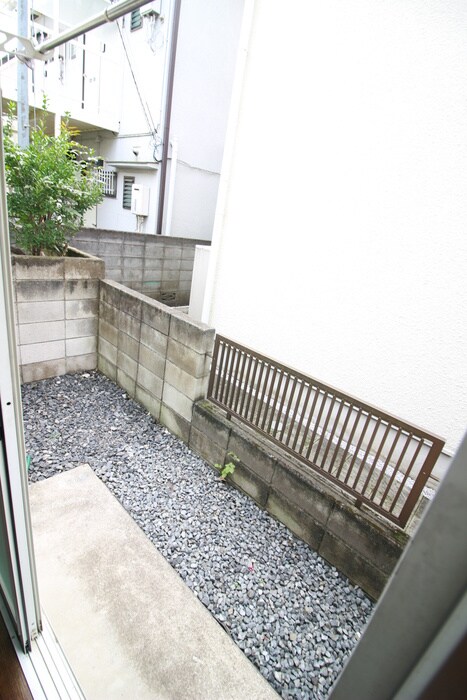 物件内観写真21　(室内からの展望)