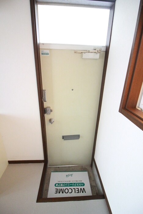 物件内観写真22　(玄関)
