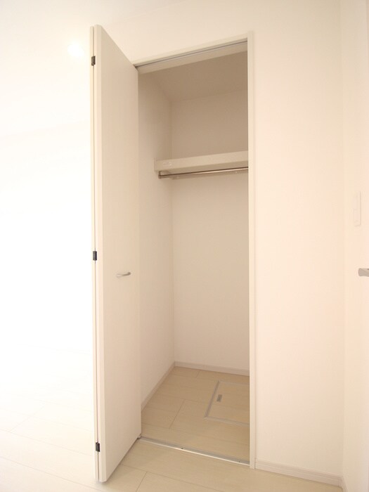 物件内観写真11　(収納)