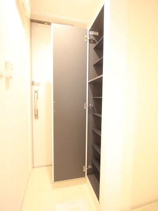 物件内観写真14　(靴箱)