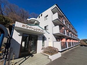 ホワイトレジデンス外観写真