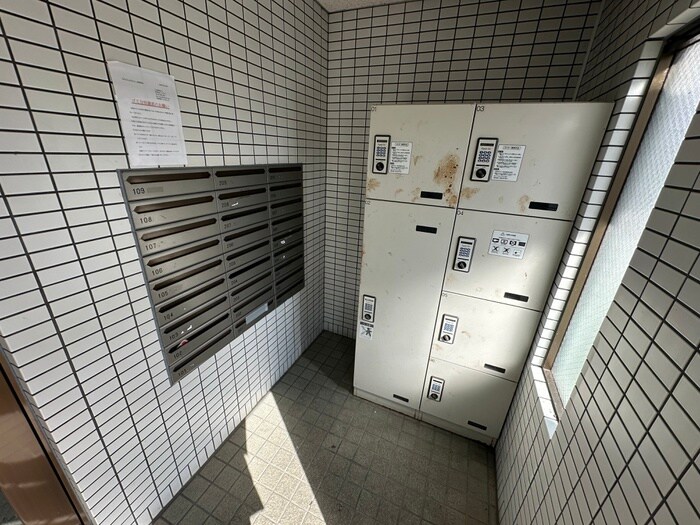 物件外観写真6　(建物設備)