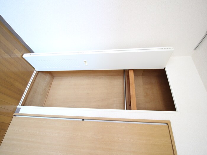 物件内観写真16　(収納)