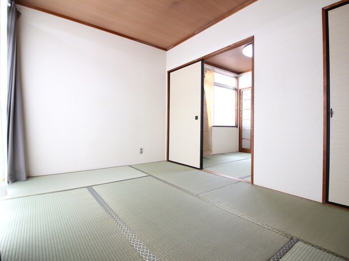 物件内観写真6　(居室)