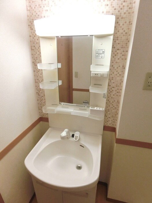 物件内観写真10　(洗面)