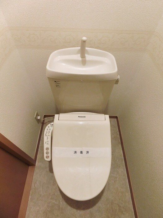 物件内観写真12　(トイレ)