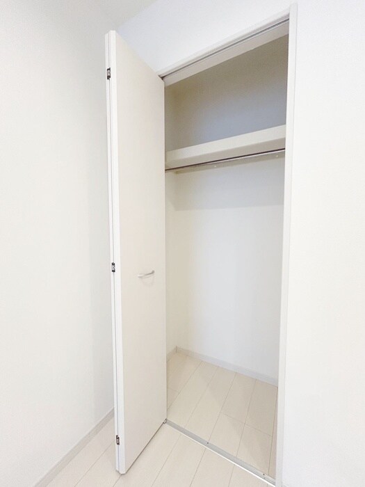 物件内観写真11　(収納)