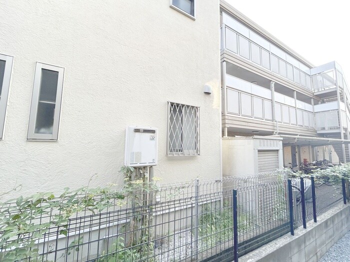 物件内観写真18　(室内からの展望)