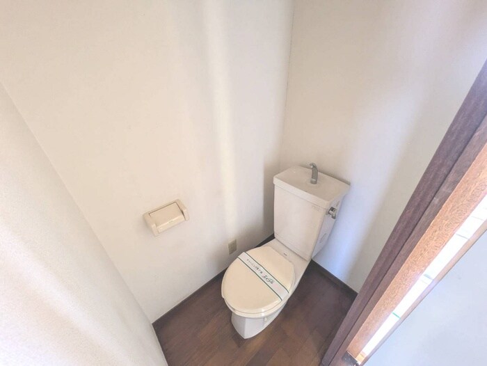 物件内観写真12　(トイレ)