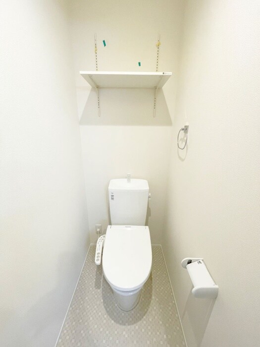 物件内観写真8　(トイレ)