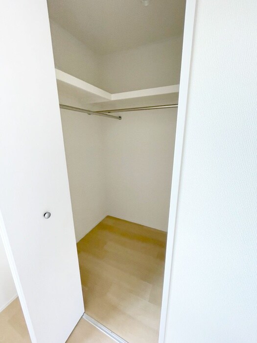 物件内観写真11　(収納)