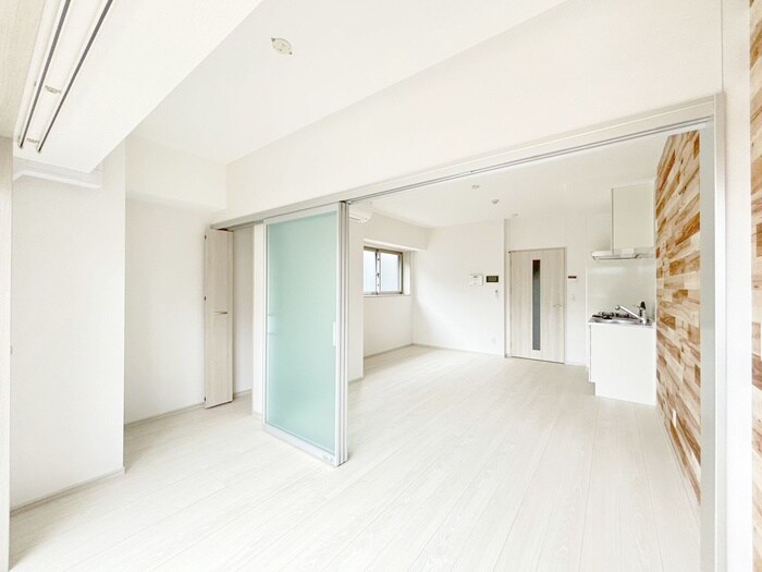 物件内観写真9　(居室)