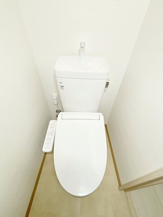 物件内観写真16　(トイレ)