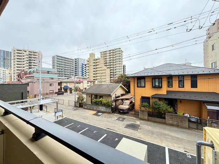 物件内観写真22　(室内からの展望)