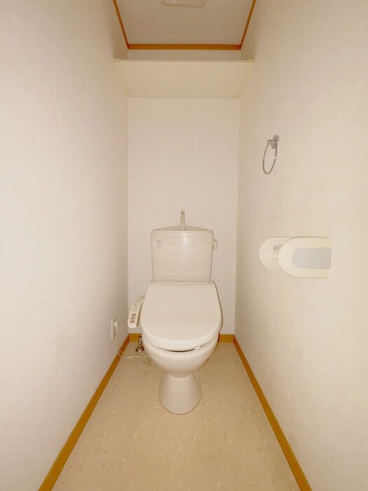 物件内観写真11　(トイレ)