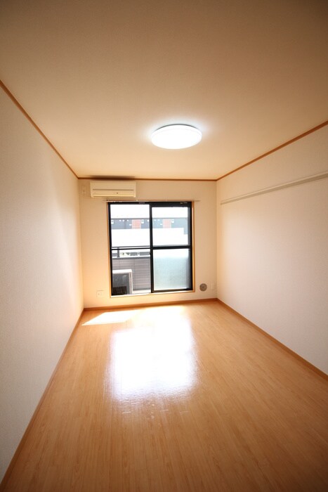 物件内観写真17　(居室)