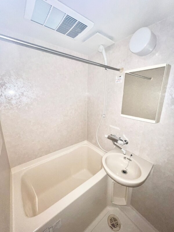 バス／シャワールーム等