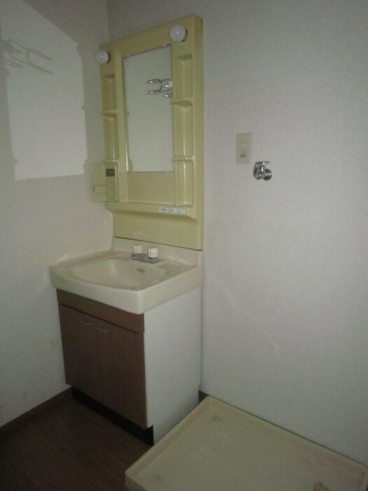 物件内観写真8　(洗面)