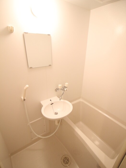 物件内観写真13　(バス／シャワールーム等)