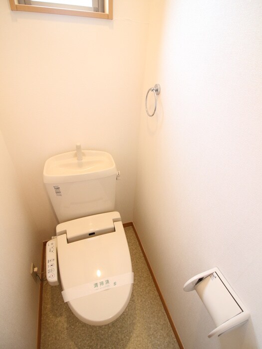 物件内観写真14　(トイレ)