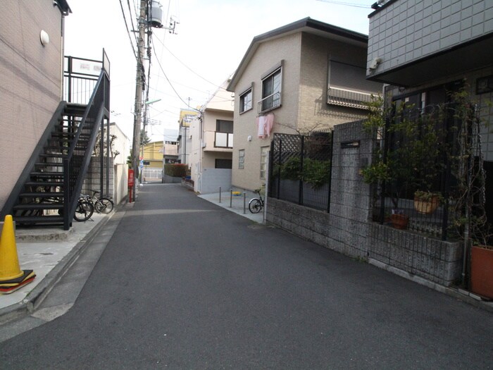 物件外観写真3　(周辺環境)