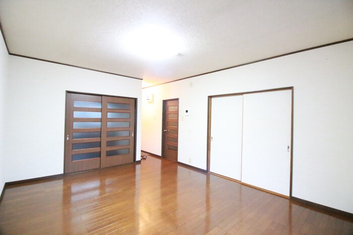 物件内観写真13　(居室)