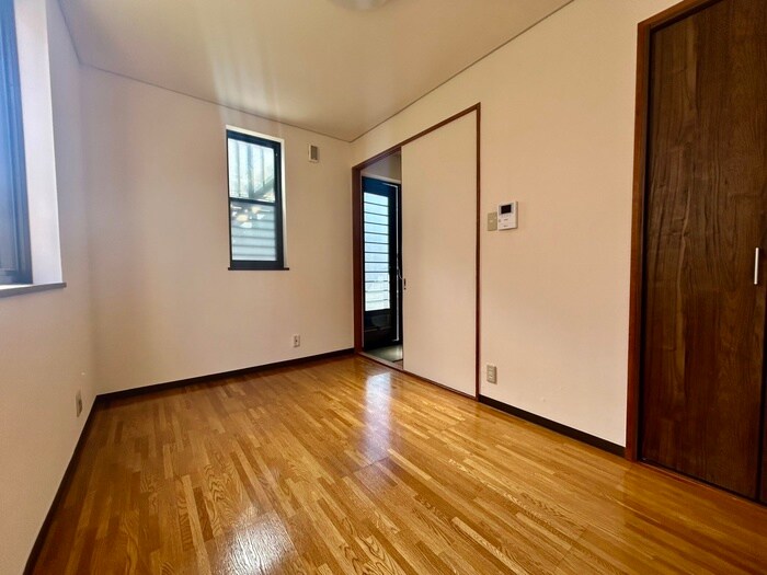 物件内観写真8　(内観写真)